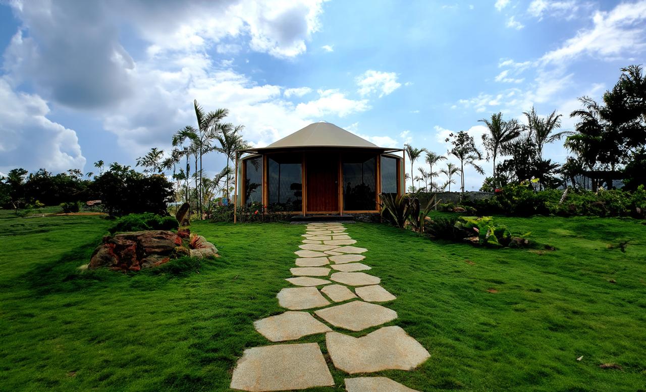 32' Yurt Preview